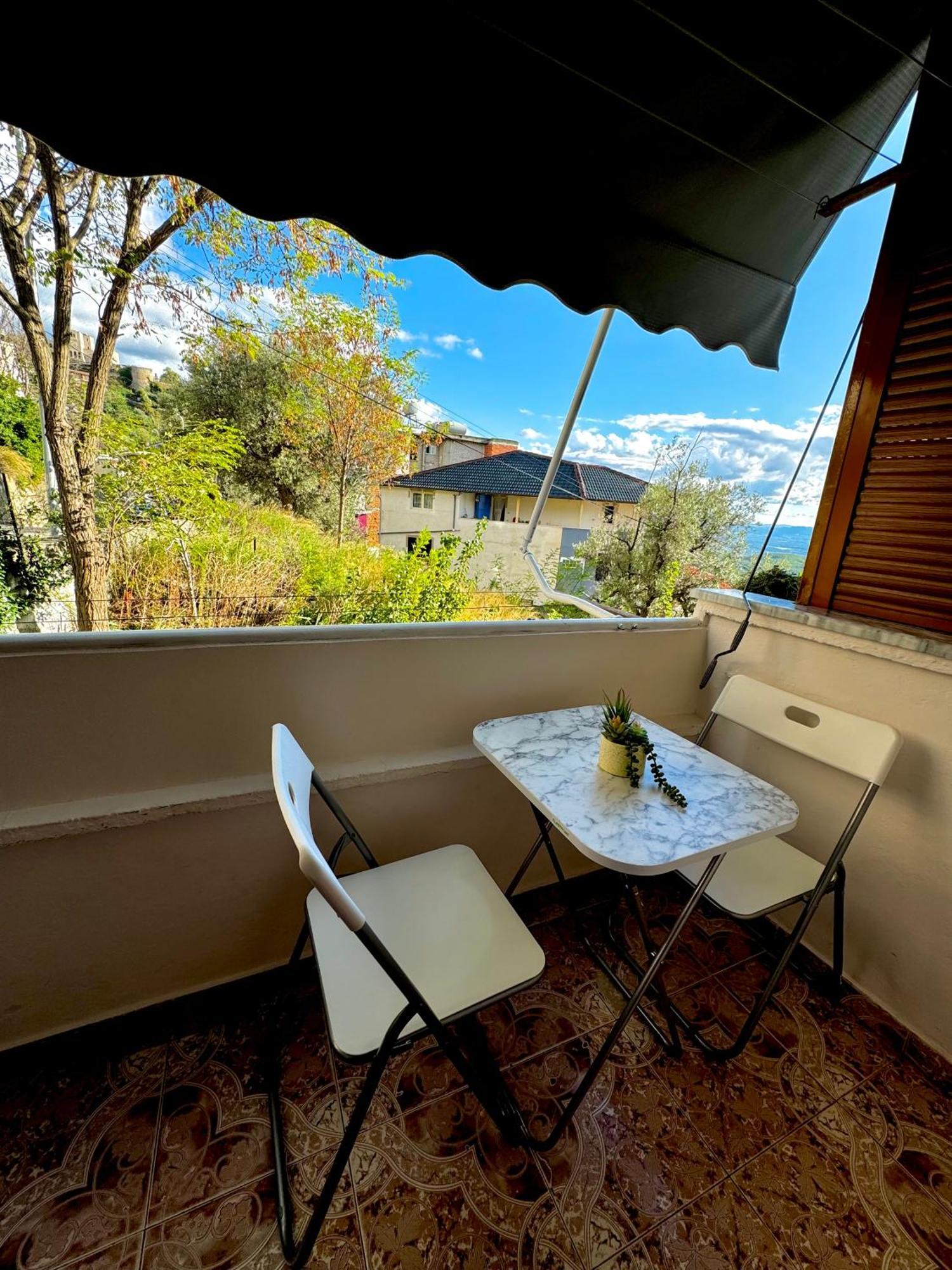 House Hasa Daire Krujë Dış mekan fotoğraf