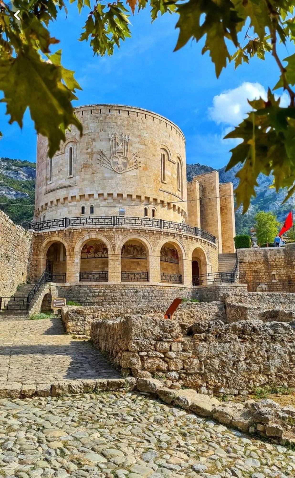 House Hasa Daire Krujë Dış mekan fotoğraf